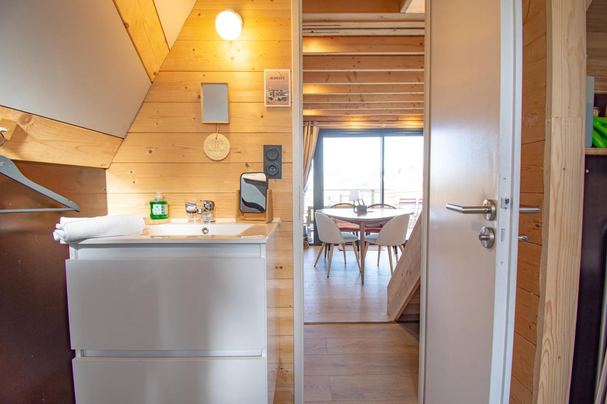 Le Tipi Bleu Tiny House Neuve Avec Terrasse Et Jardin Chalet Camaret-sur-Mer