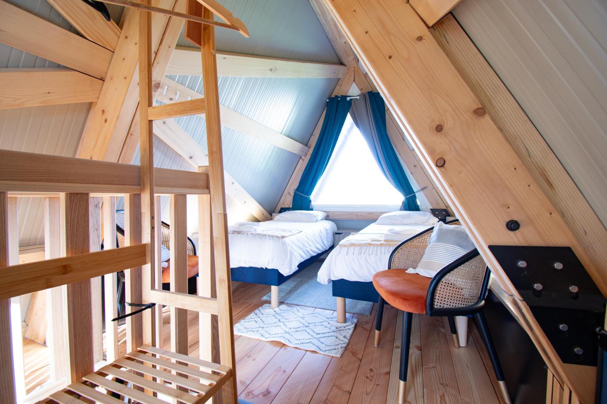 Chalet Le Tipi Bleu Tiny House Neuve Avec Terrasse Et Jardin